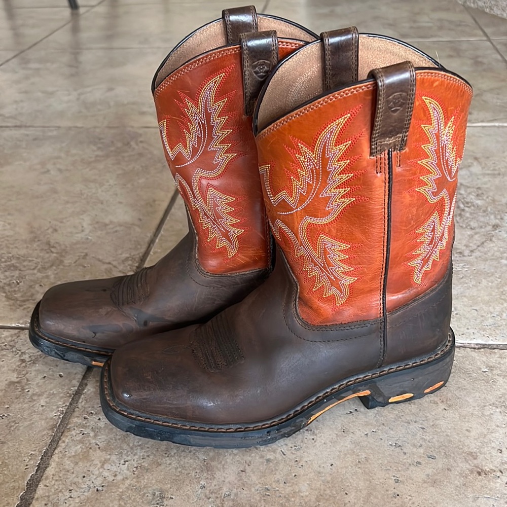 Ariat Boys Cowboy Boots Size 4